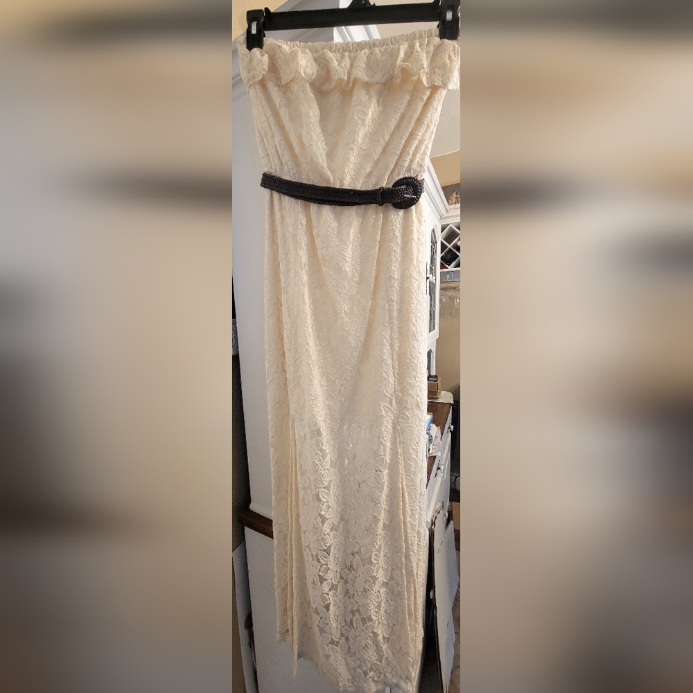 Studio Y Cream Strapless Lace Dress